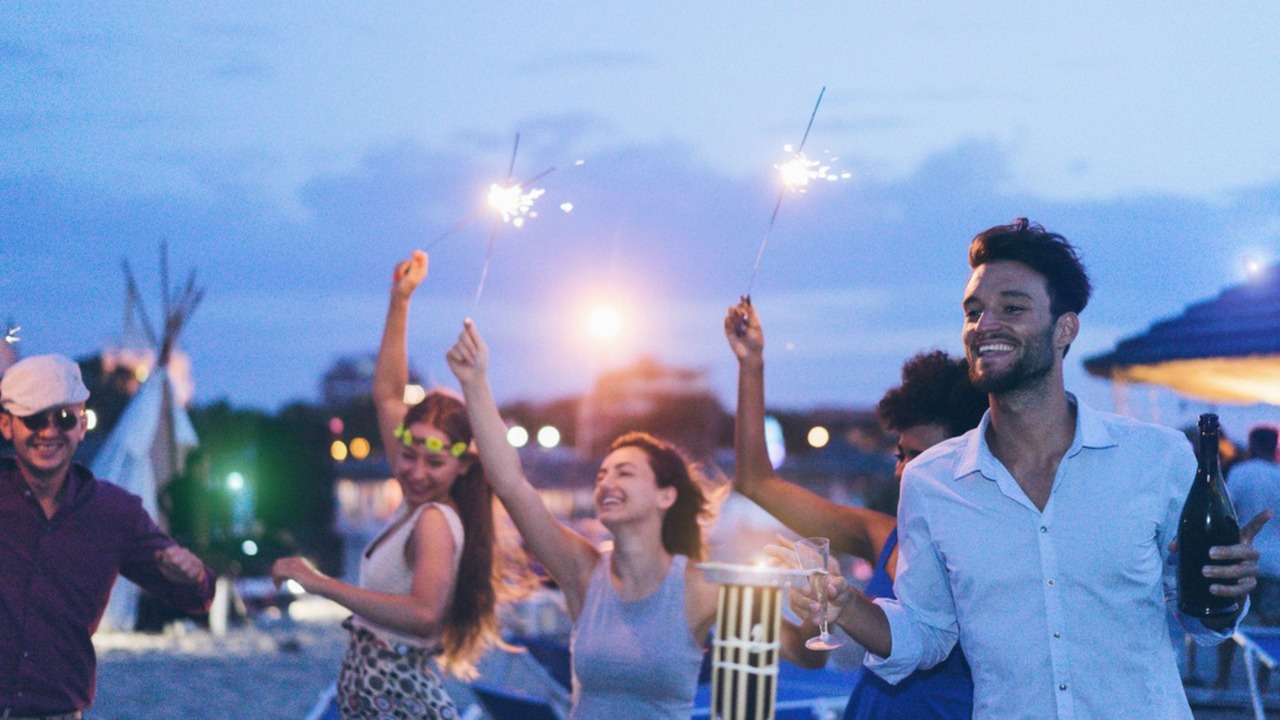 How to Plan the Perfect Folly Beach Party Weekend