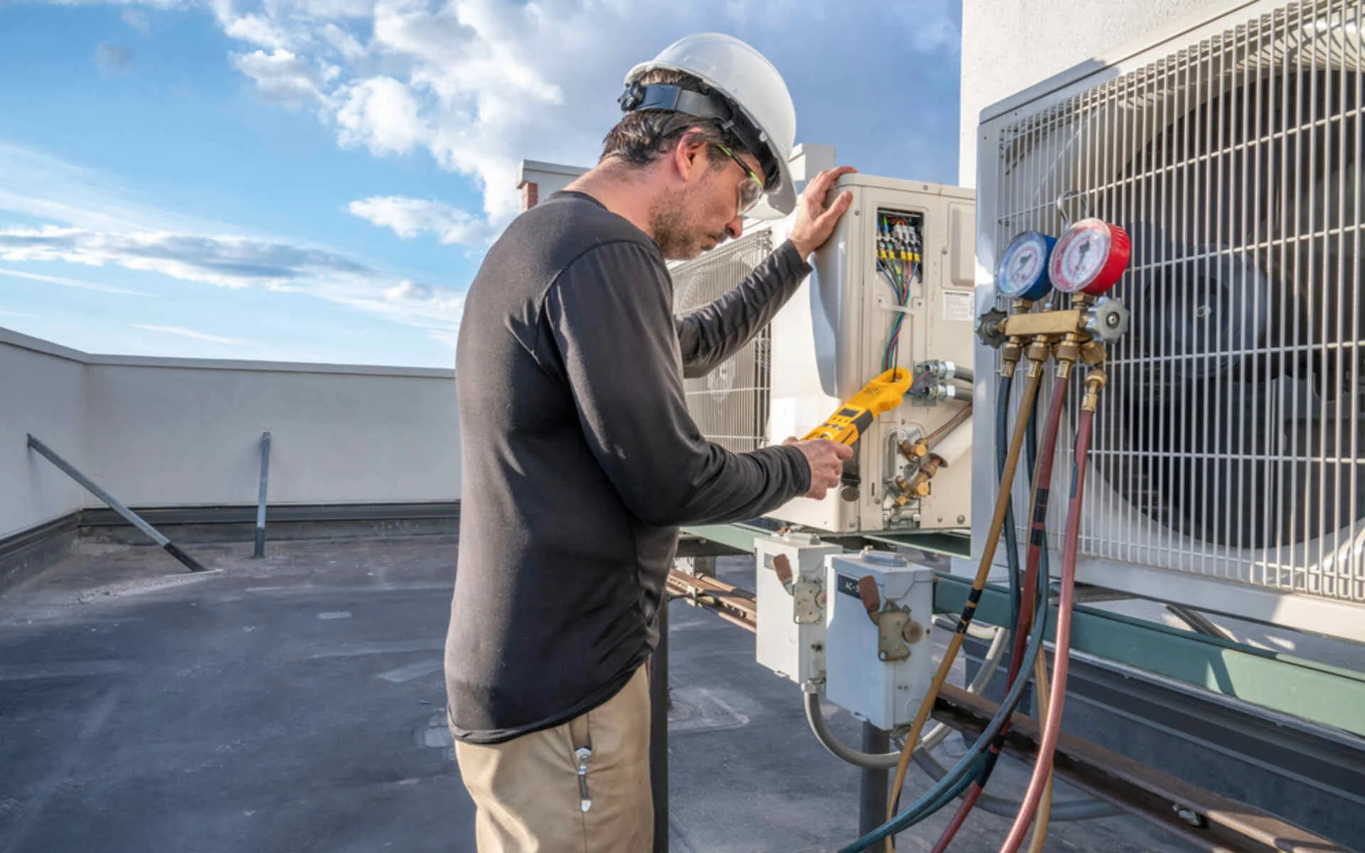 Complete Heating and Cooling Solutions with HVAC in Lakemoor for Year-Round Comfort